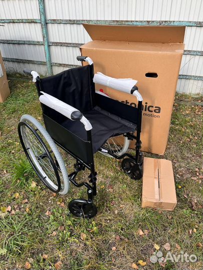 Инвалидная коляска новая Ortonica Base 200