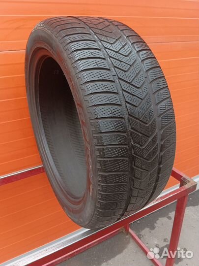 Pirelli Scorpion Winter 255/45 R20 101V