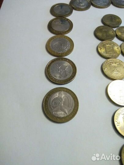 Юбилейные монеты