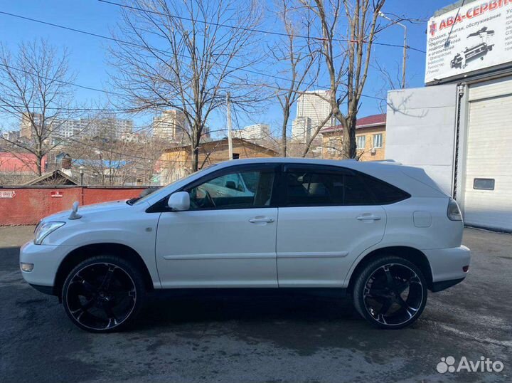 Дверь Toyota Harrier MCU36