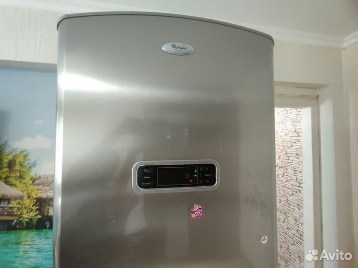 Холодильник whirpool