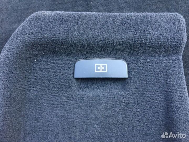 Облицовка багажника левая Bmw X5 F15 F85