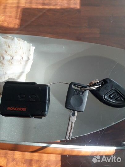 Брелок с пейджером на сигнализацию 'mongoose