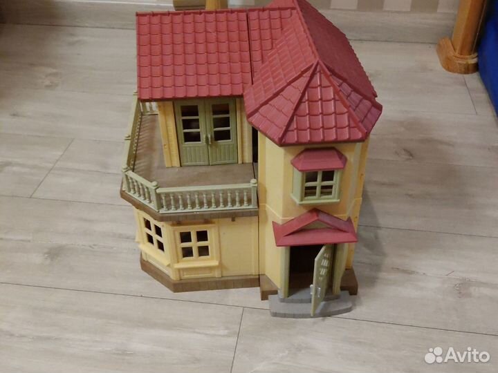 Большой домик с мебелью Sylvanian Families