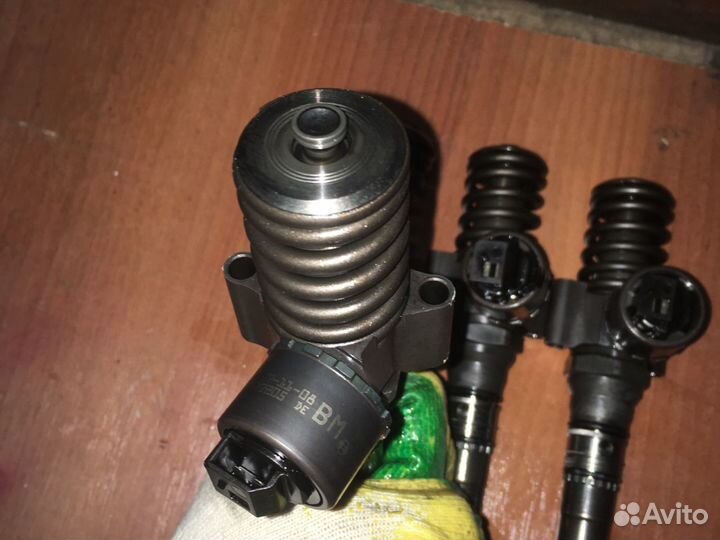 Насос-Форсунки 03G130073G 2.0TDI