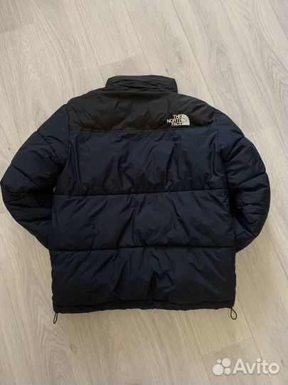 Осення куртка tnf
