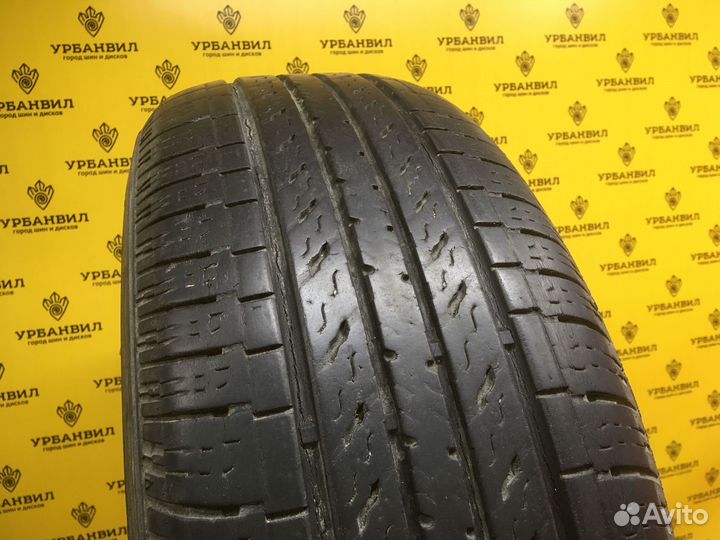 Nexen Roadian 571 235/65 R17 104T