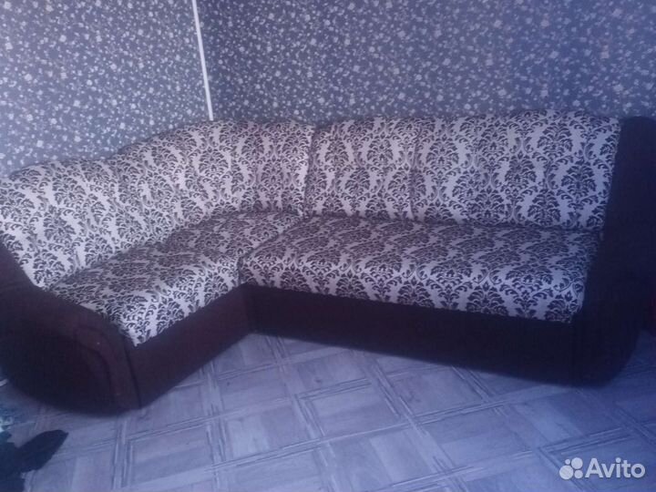 Угловой диван бу