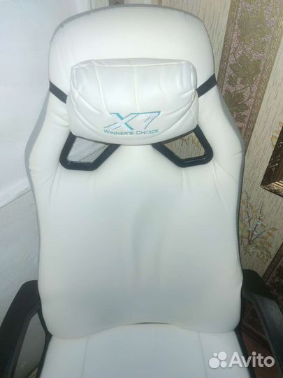 Игровое кресло A4tech X7