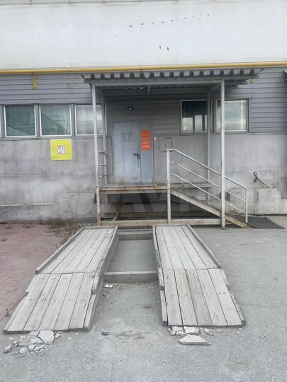 Склад 1300 м²