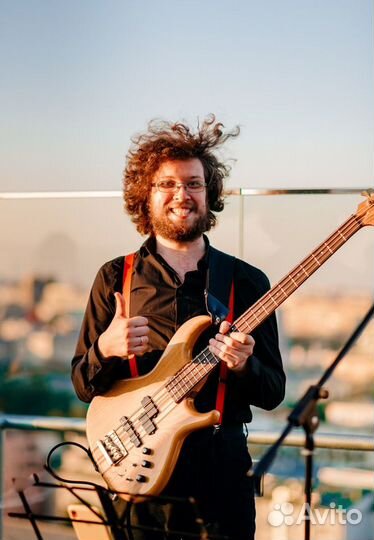 Уроки игры на бас гитаре