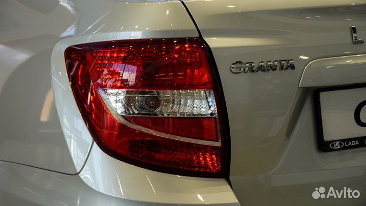 LADA Granta 1.6 МТ, 2023
