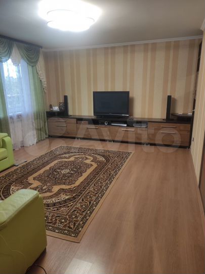 Дом 184 м² на участке 13 сот.