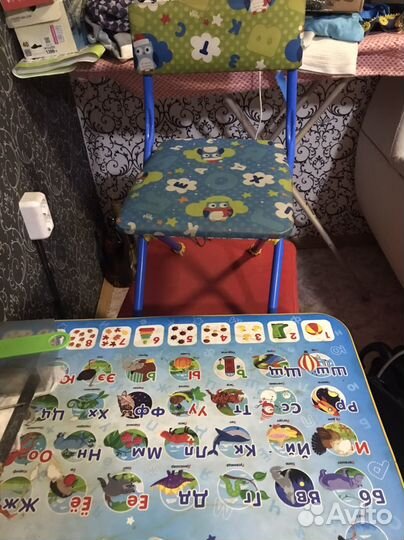 Детский стол и стульчик