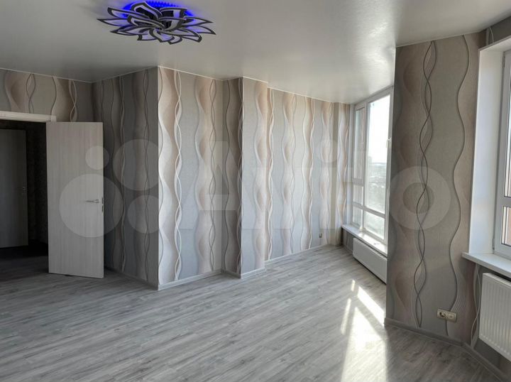 2-к. квартира, 69,8 м², 15/17 эт.