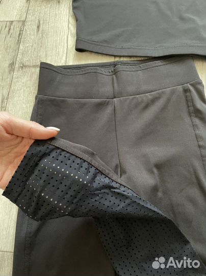 Спортивный костюм женский