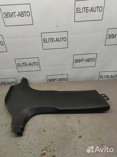 Накладка стойки центральная правая Bmw 5 G30 2.0