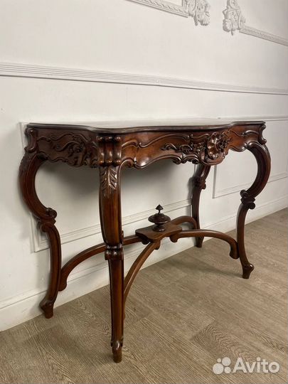 Антикварная консоль