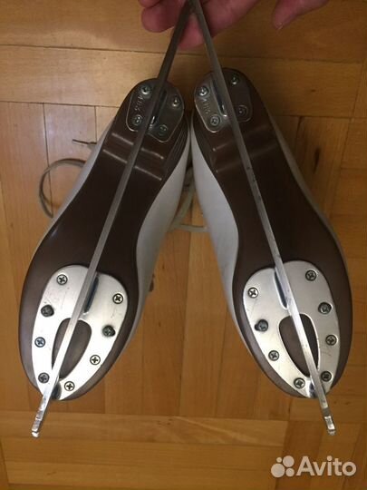 Фигурные коньки jackson artiste