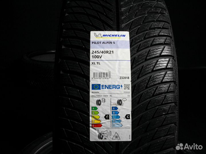 Michelin Pilot Alpin 5 245/40 R21 и 275/35 R21 94V