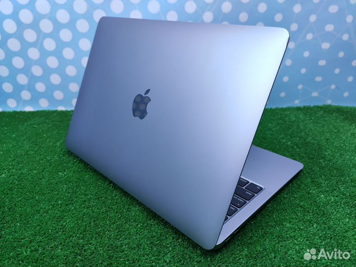 Macbook Air 2020 13inch i3-1,1ghz/8gb/256gb