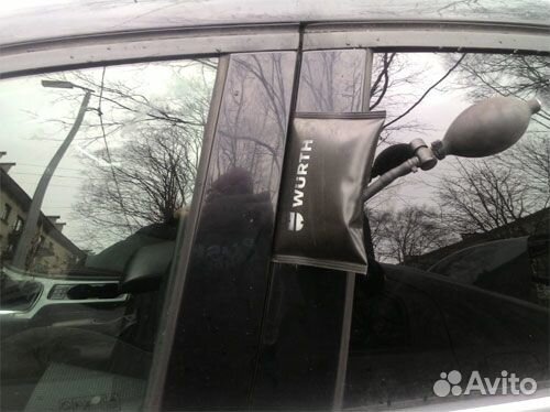 Вскрытие автомобиля. Вскрытие машин. Открыть авто