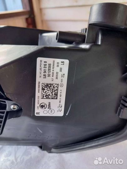 Фара правая skoda rapid