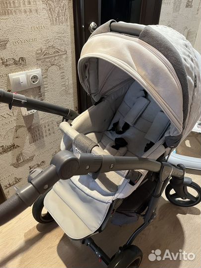Продаю коляску 2 в 1