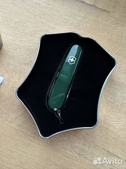 Нож Victorinox 1.3603 Spartan зелёный