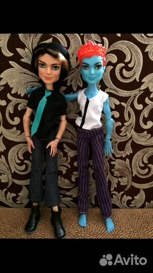 Много кукол монстр хай