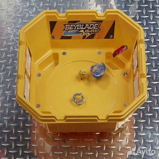 Бейблейд - набор с волчками