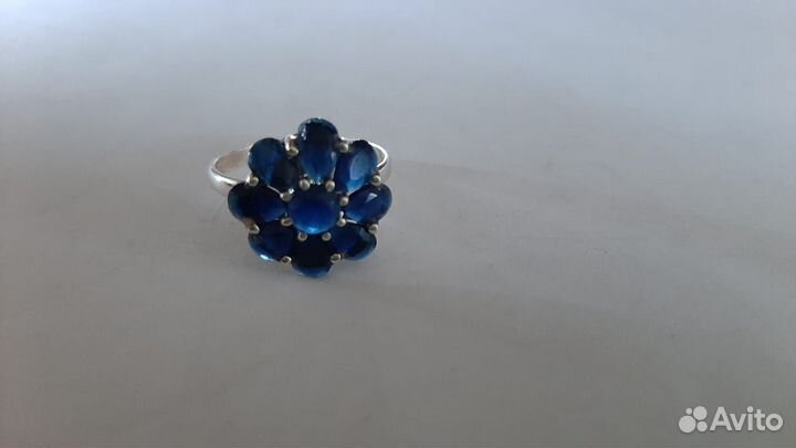 Кольца 18 и 18.5 р.С Бирманскими Сапфирами(1.5 Ct)