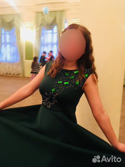 Вечернее платье