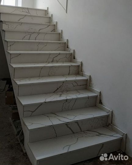 Акриловая лестница