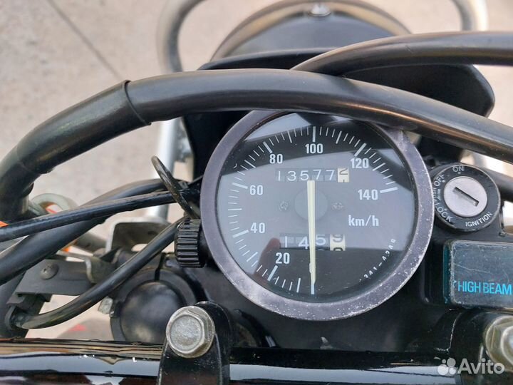 Suzuki djebel 200