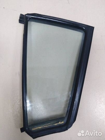 Стекло двери задней левой форточка Mazda Mazda 3 B