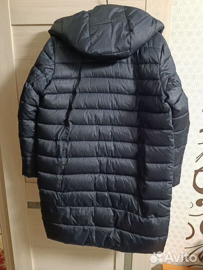 Пуховик женский длинный с капюшоном