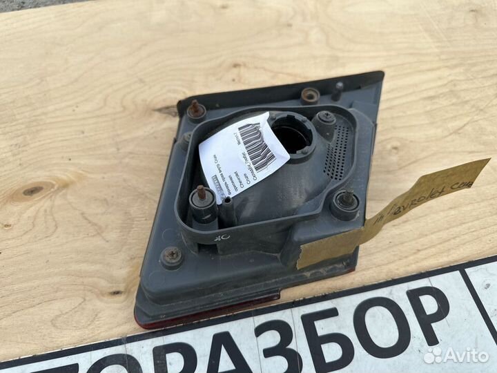 Фонарь правый внутренний Chevrolet Cruze