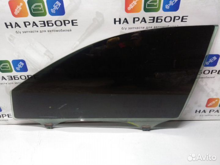 Стекло двери переднее левое Toyota Camry V40