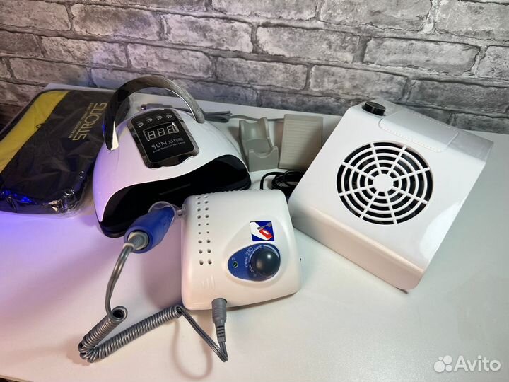 Аппарат для маникюра мощный с лампой и пылесосом