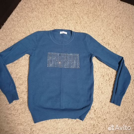 Свитер женский