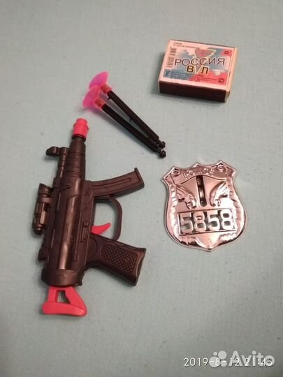 Игрушка Пистолет