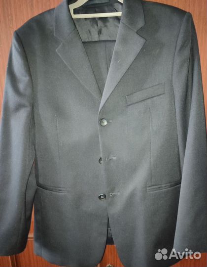 Костюм на мальчика 12-14 лет