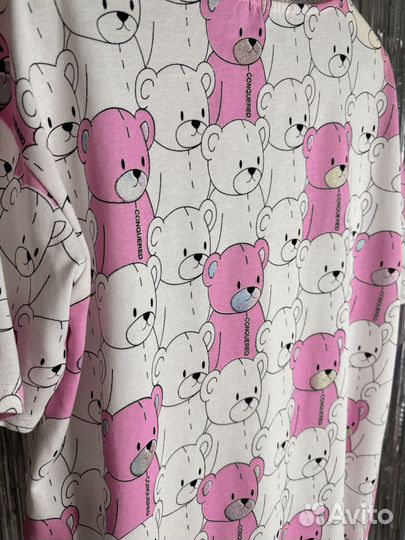 Футболка со стразами