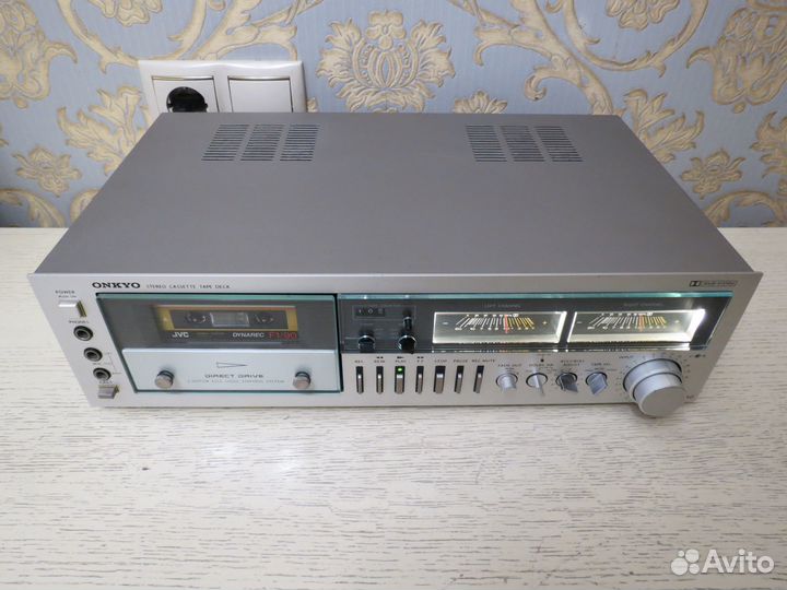 Кассетная дека с прямым приводом Onkyo TA-2050