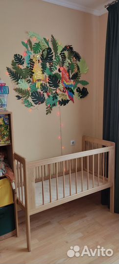 Детская деревянная кроватка из ясеня