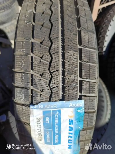 Sailun Ice Blazer Arctic 205/70 R15 96T