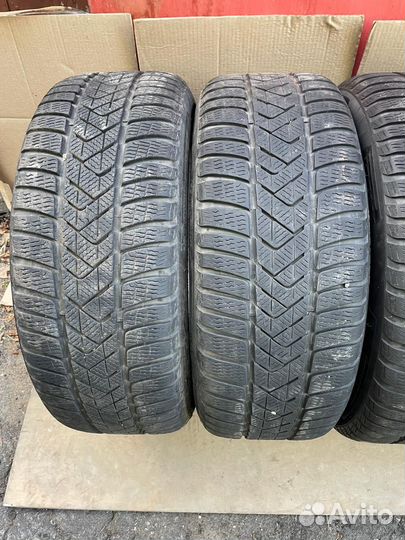 Pirelli Winter Sottozero 3 225/50 R17 98H