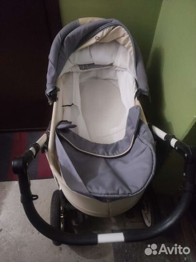 Детская коляска 3 в 1