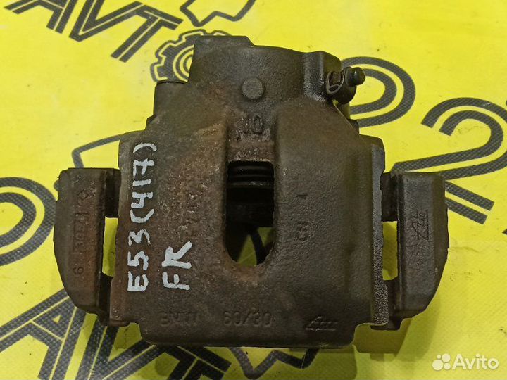 Суппорт передний правый Bmw X5 E53 N62B44 2004